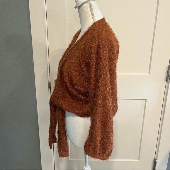 Triple Seven Rust Eyelash Knot Cardigan Sz Small - Picture 2 of 8